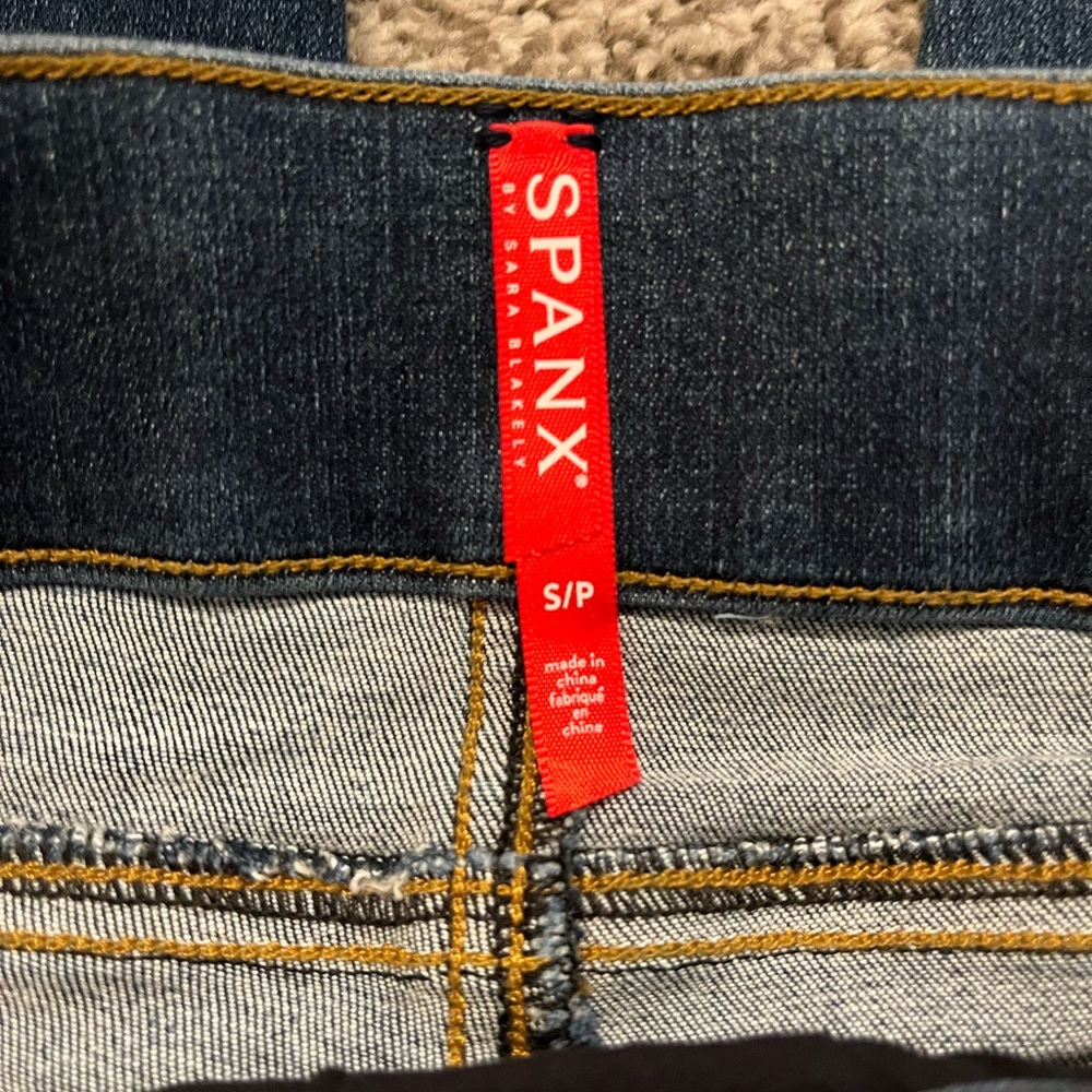 SPANX Jeans - Picture 4 of 10